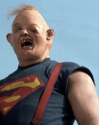 LardFDorkness2's tweet photo. @MacFarlaneNews @sandibachom @AndyTriay @CBSDFW I love how he basically has the same hairline and style as Sloth from Goonies. None of the heroism, though... https://t.co/ws1z1h5nZK
