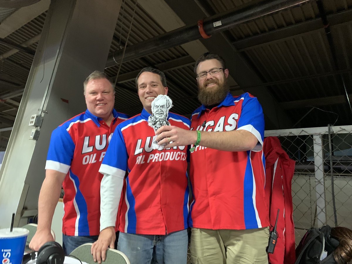 TheKatieButtera's tweet photo. #flatrobin was the perfect 4th in the @cbnationals booth tonight for heat races.
Thanks @bryanhulbert, youre the best! https://t.co/w4StCqoovI