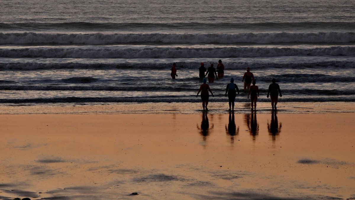 Brave swimmers at Westward Ho! North Devon on 12 January 2022

<a href="/westwardhodevon/">Westward Ho!</a> <a href="/GreatDevonDays/">Devon Days #LoveDevon</a> <a href="/VisitDevon/">Visit Devon</a> @budeandbeyond <a href="/lovenorthdevon/">North Devon</a> <a href="/everythingwesty/">Everything Westward</a> <a href="/Visit_Hartland/">Hartland Peninsula</a>