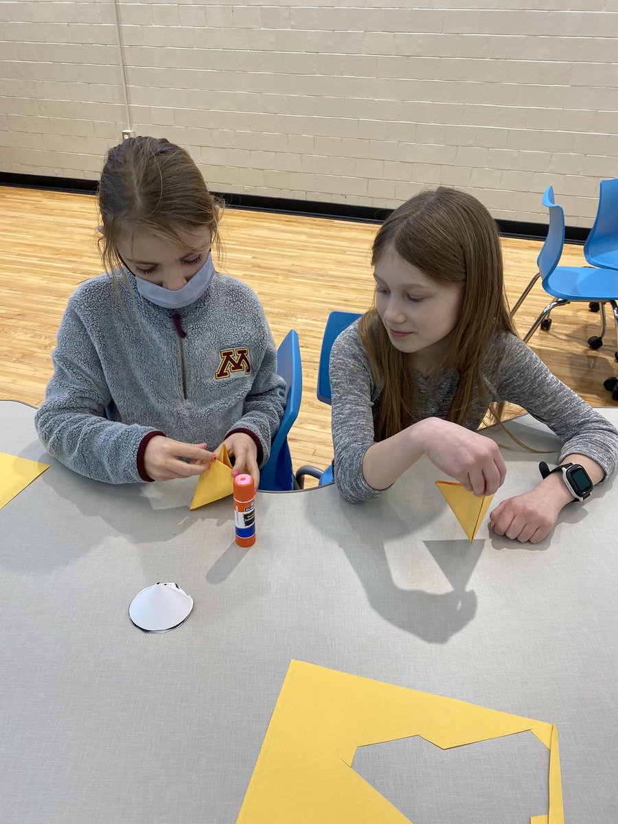 doerhoefer_j's tweet photo. Middle school students mentoring second graders!  Using nets to create 3D shapes.  Love the relationship building! #goodhueschool https://t.co/jUJolThr0s