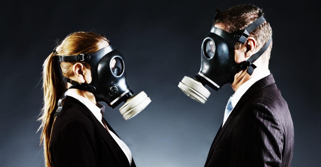 SidibMoHa2's tweet photo. Se protéger avec les masques à gaz seront les moyens pour lutter contre les virus de demain####
L'Afrique doit pensée aux stocks de masques de demain. https://t.co/gtRsu8MHRL