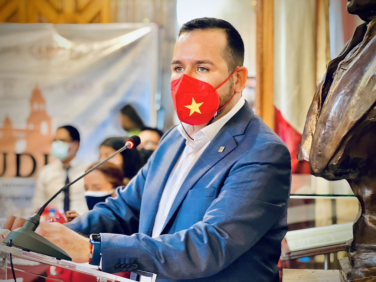 reyes_dad's tweet photo. Le agradezco mucho a las chavas y chavos de TMUDI y del @CEFMichoacan que me hayan invitado al Torneo Moreliano Universtario de Debate de Invierno. 

¡Enhorabuena, rómpanla y denle con todo! 

En mí y en el Grupo Parlamentario @PT_MICHOACAN tienen a aliados incondicionales. https://t.co/BwZTmAcvwC