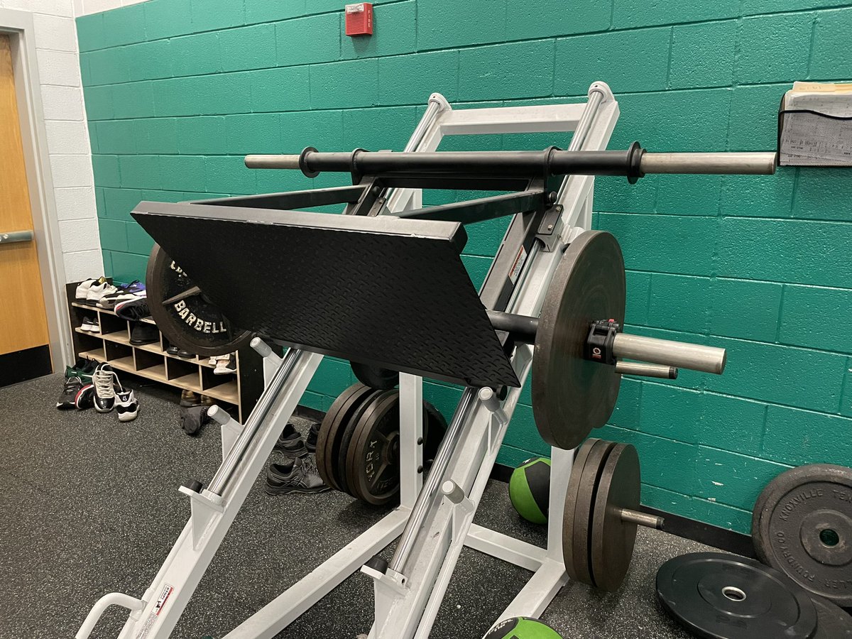 merritt_coach's tweet photo. To: Whoever used the weight room last night and decided they needed to take clamps from a rack to hold weights on the leg press....YOU SUCK!

First you used clamps on a leg press, then you didn't replace them back where you got them from. https://t.co/EkMQLFrfgJ