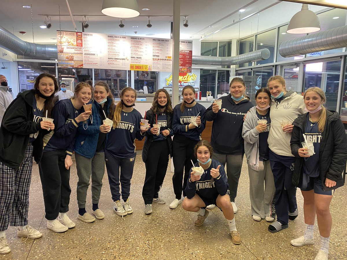 IccpGirlsBball's tweet photo. ICCP beat Reavis 59-36 to win the Reavis Holiday Tournament.
Claire Wagner earned MVP of the tournament and had 19 points. 
Allie Geiger 16 points
Analisa Raffaelli 10 points 
Way to go Knights!! https://t.co/Jfd9K7bwK4