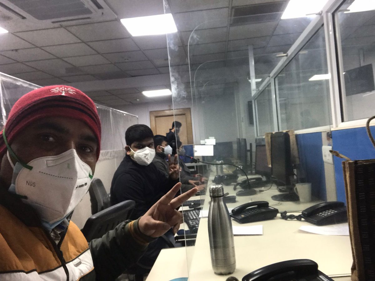 anandmriu21's tweet photo. कोरोना से दूसरी जंग जीतने के बाद, फिर से काम पर..
#StaySafe #COVID19 #office #Backonwork https://t.co/bToBVPvQ4z