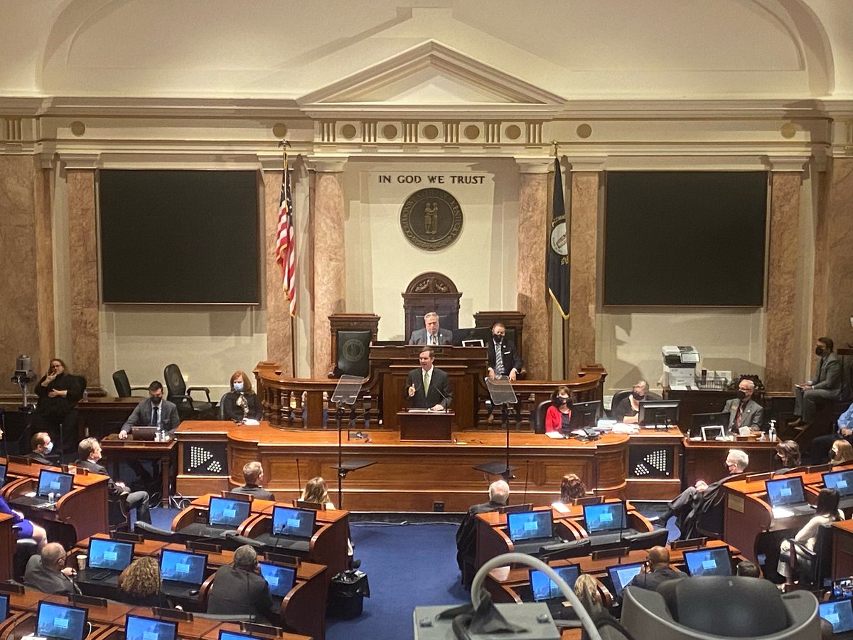 CampbellsVoice's tweet photo. Thank you Governor Beshear for proposing a budget that invest in students, educators and public schools. An investment in public education is an investment in the future. #KEAProud #KentuckyForward https://t.co/uyvUun4mt8