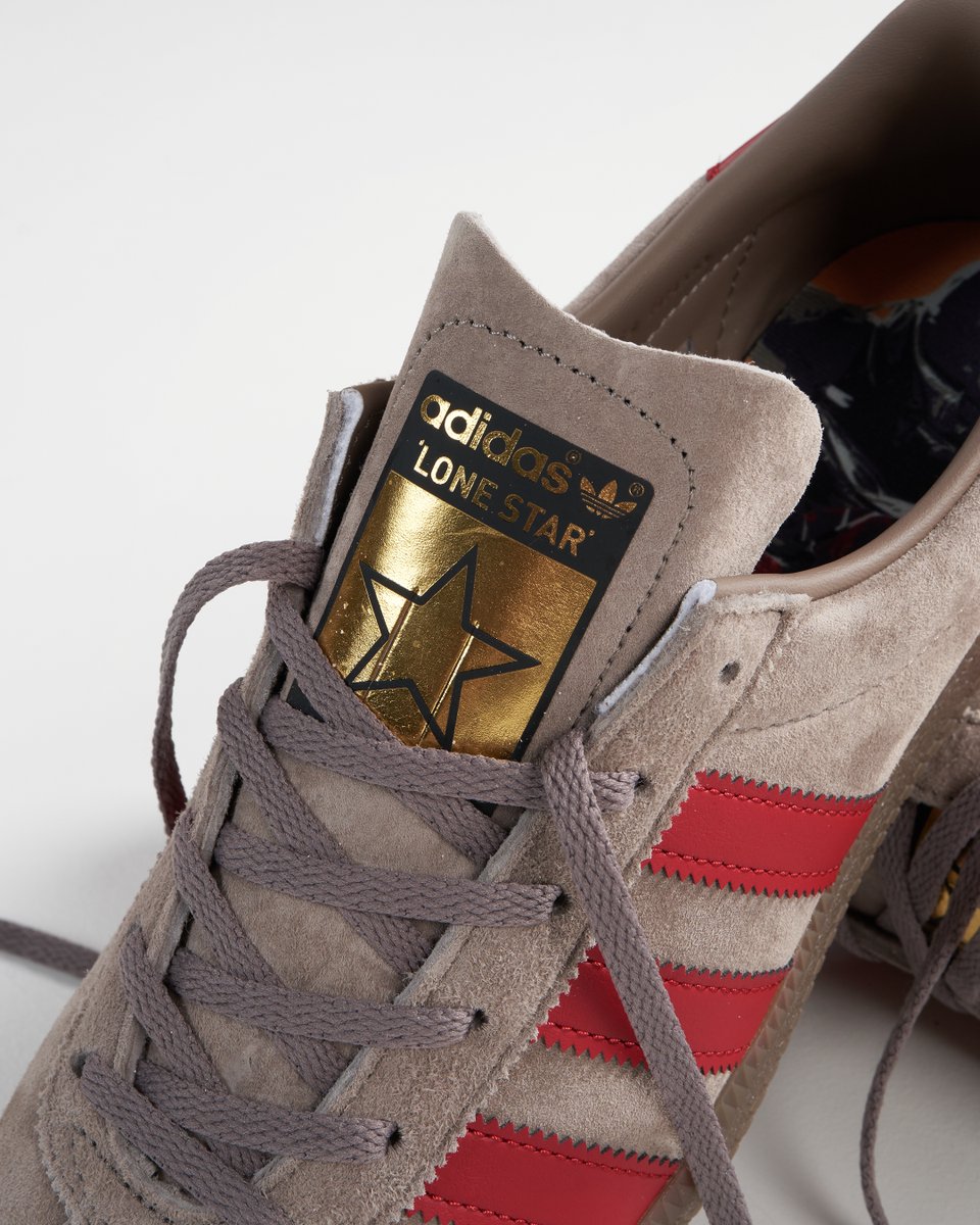 HighsAndLows05's tweet photo. Ride off into the distance with adidas Originals' "Lone Star" silhouette. Kitted with premium detailing and materials inspired by the earthy tones of Texas. Available in-stores and only now. #teamhal #adidasoriginals https://t.co/dvicDqtbQj https://t.co/uPs75srq4F