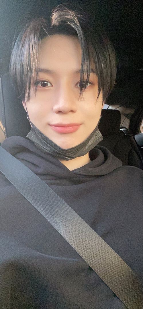 shinin_omma's tweet photo. He is our best boy Lee Taemin! https://t.co/6mzi4dWhbB