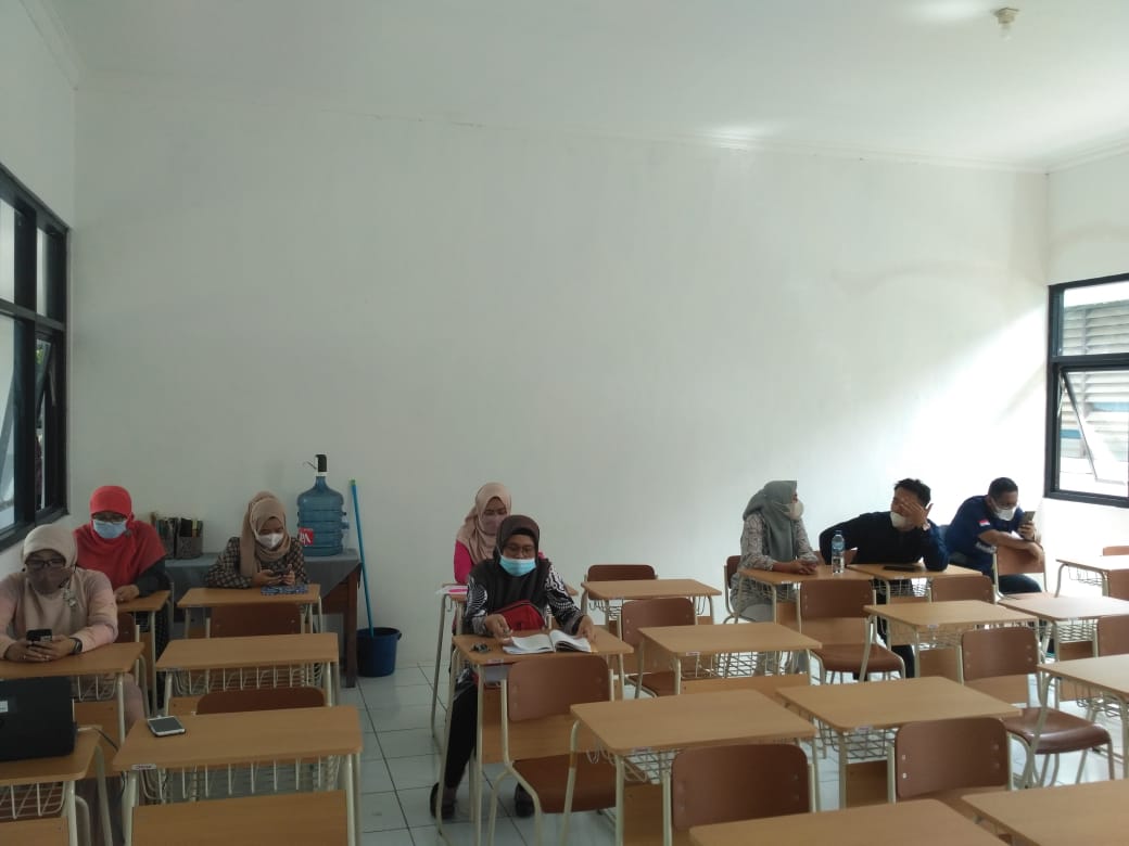 Cung siapa yang sudah kangen dengan kegiatan ekskul?? 👆

Hari ini, para pembina &amp; pelatih ekskul berkumpul untuk membahas program ekskul selama satu semester ke depan.