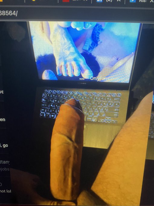 I love when fans pay to send me a tribute showing me just how hard I make them 😈👣 #footqueen https://t<a href="/tag/footqueen"class="tags"><span>#footqueen</span></a>