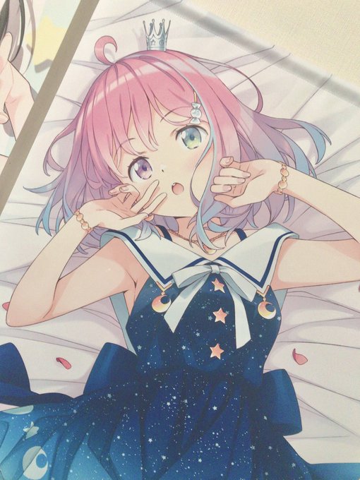 ルーナたんのタペストリー届いた!
腋と脚が良いですね… 