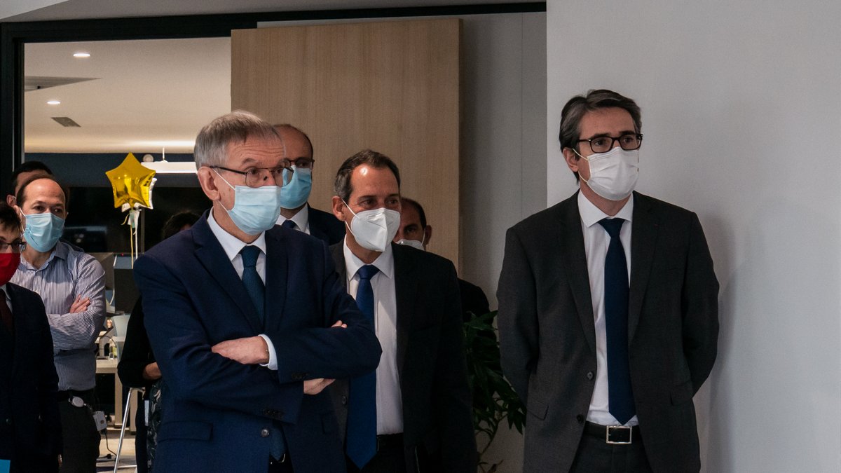 Happy to welcome Joël Barre <a href="/DGA/">Direction générale de l'armement 🇫🇷</a> in the Thales #Digitalfactory office in Paris to present #TrustNest Restricted, the 1st platform certified by the <a href="/ANSSI_FR/">ANSSI</a> the French National security agency 
thalesgroup.com/en/worldwide/s…
<a href="/thalesgroup/">Thales Group</a>