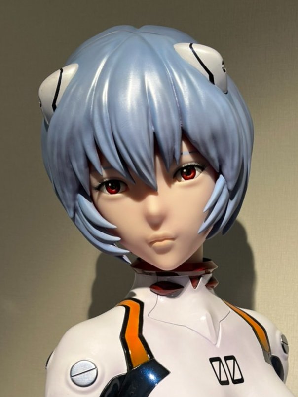 等身大の #綾波レイ フィギュアをKHLで展示開始しました！ 造形 #林