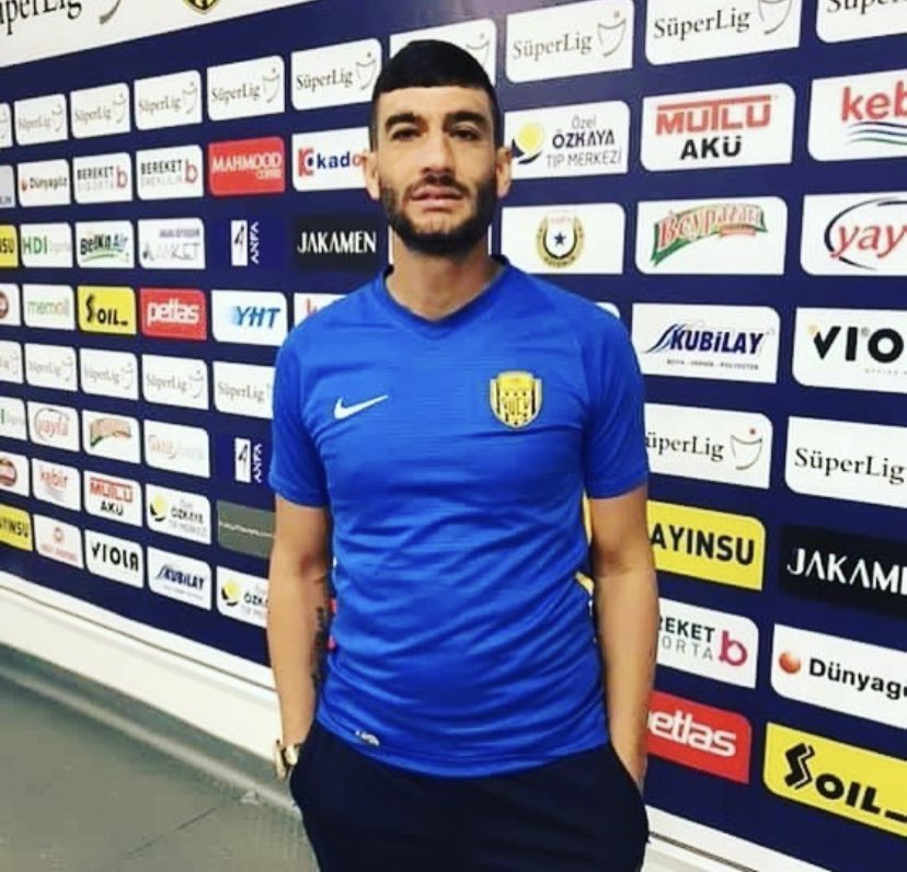 UniMaraton's tweet photo. Reislerimizden Vural Geçgel in doğum gününü kutlar sağlıklı ,huzurlu,ailesiyle ve Ankaragücü tribünleriyle nice mutlu seneler dileriz. https://t.co/0Fm7RdXP4J