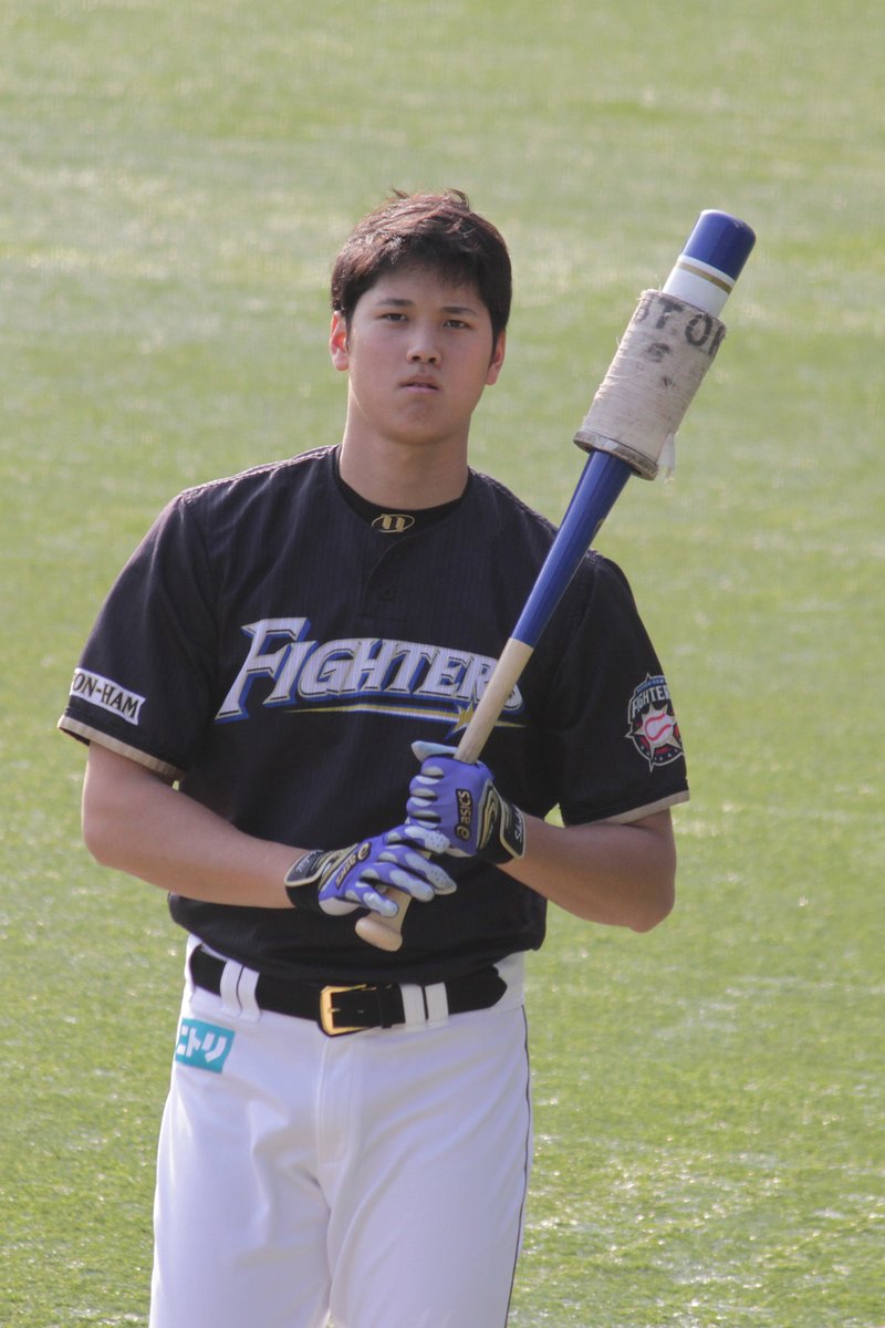 iiyama_makoto's tweet photo. もう1個大谷くんのルーキー時代
#北海道日本ハムファイターズ #大谷翔平 
#プロ野球ai的あの選手がルーキーだった年の写真大集合 https://t.co/qdwIgHDpfv