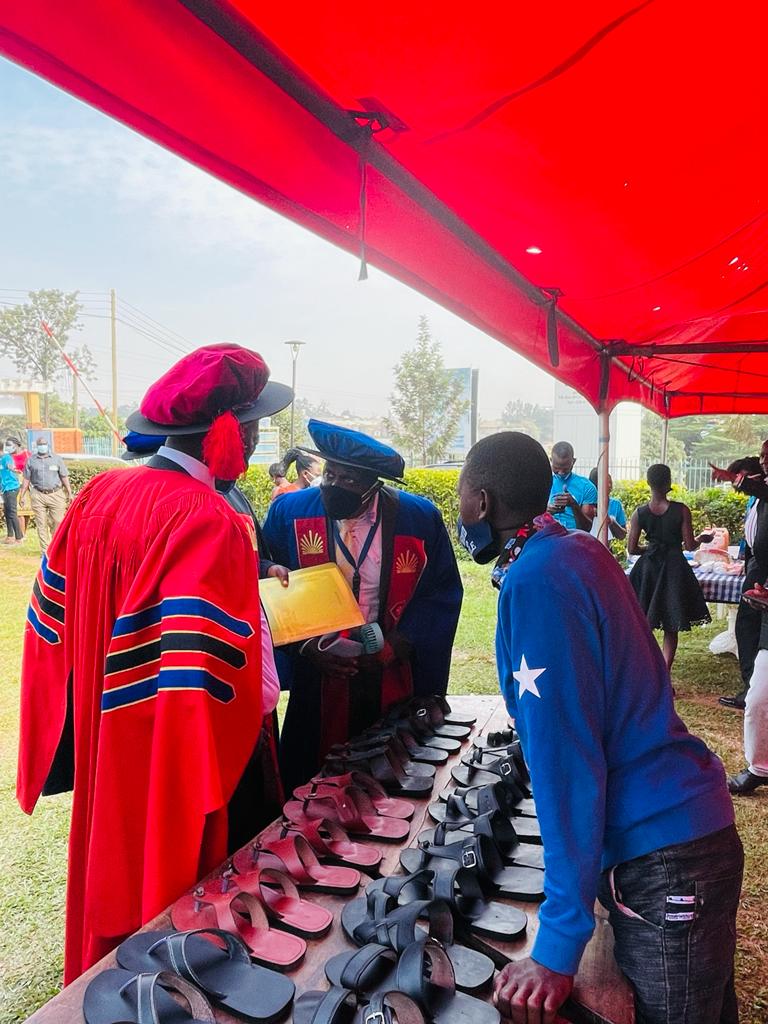 adoa_ernest's tweet photo. Congratulations to all those graduating today @mtacOfficial.
#MTAC8thGrad https://t.co/sY1dunbbmw