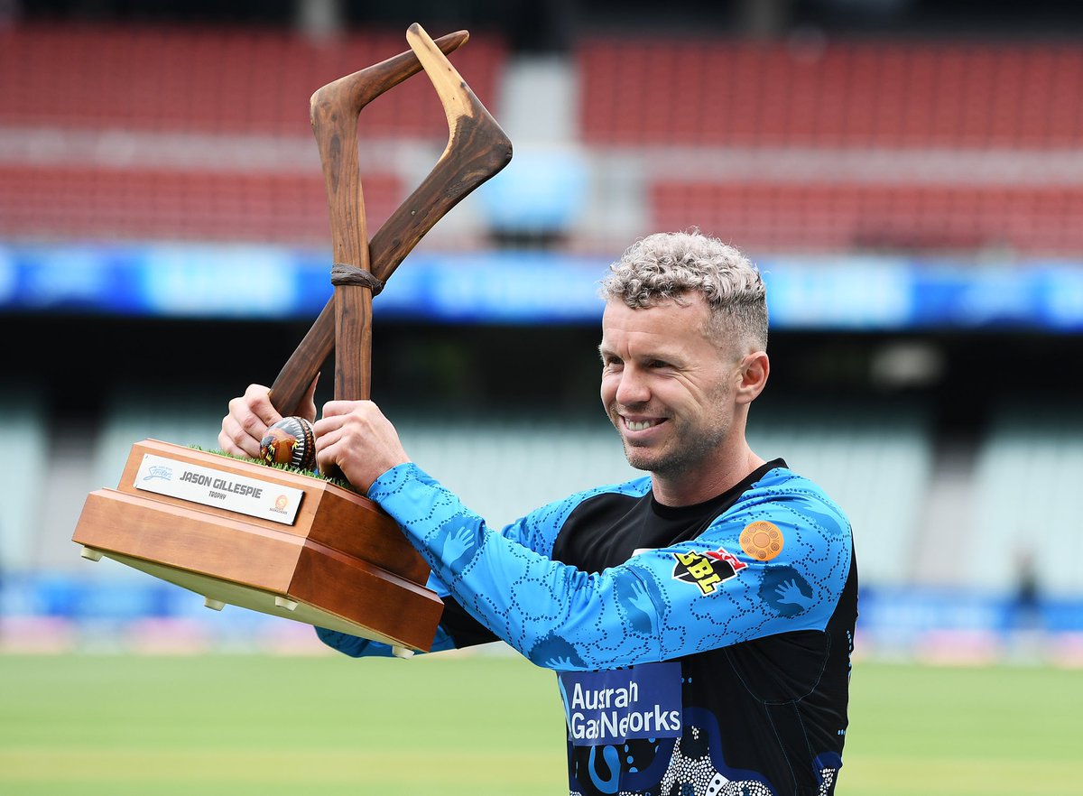 StrikersBBL's tweet photo. An honour and a privilege to wear this design &amp; play for this trophy ✊

#BBL11 #BlueCrew https://t.co/NtkRmoG7xi