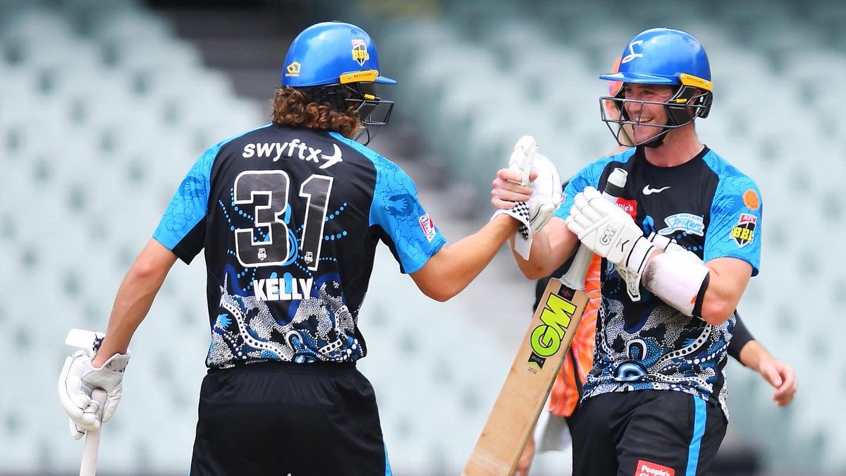 StrikersBBL's tweet photo. An honour and a privilege to wear this design &amp; play for this trophy ✊

#BBL11 #BlueCrew https://t.co/NtkRmoG7xi