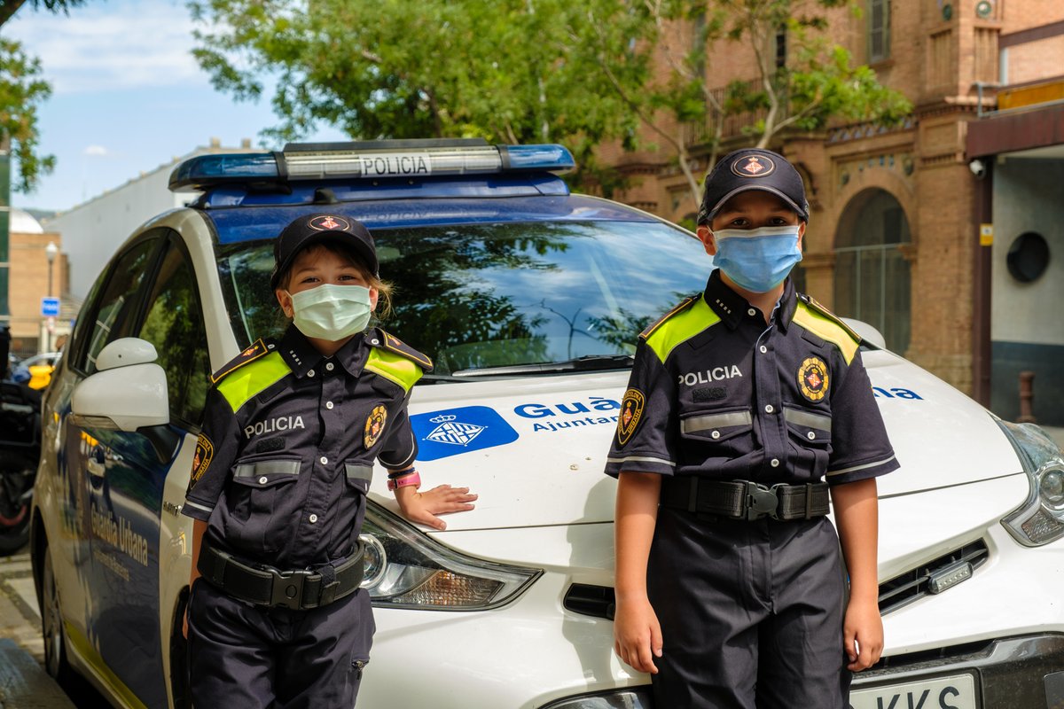 #BondiaBCN Al llarg de la nostra vida ens cal mantenir il·lusions que ens motivin i ens facin estar bé amb nosaltres mateixos/es.

👧🧒🏻 Si en algun moment sentim un buit d'aquestes il·lusions, segur que ens servirà d'ajuda mirar el món amb els ulls del nen o nena que portem dins.