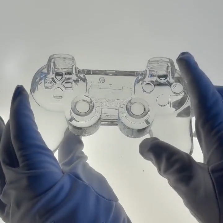 تويتر Hunter على تويتر Crystal See Through Playstation Controller By Visual Artist Danielarsham Do You Want One T Co Vki2h9dptq