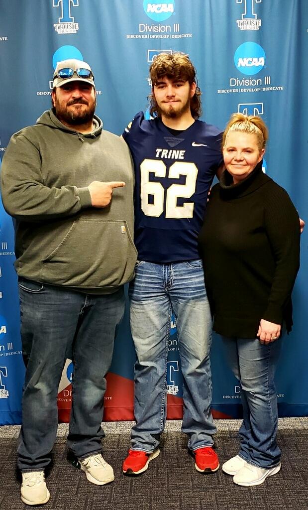 wyguy2022's tweet photo. After a great visit and great conversation with @CoachJKinsey I am excited to announce an offer to continue my Academic and Athletic Career at @TrineAthletics Football! https://t.co/U8bSoO4zng