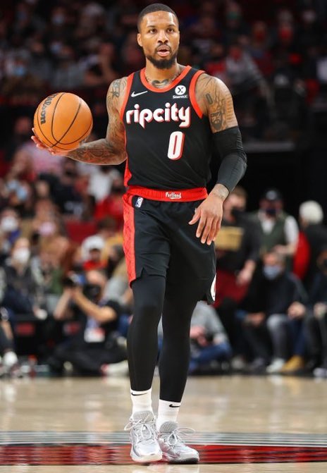 tamagoyakisand's tweet photo. #DamianLillard #NBAAllStar https://t.co/Tn0shyF2kd