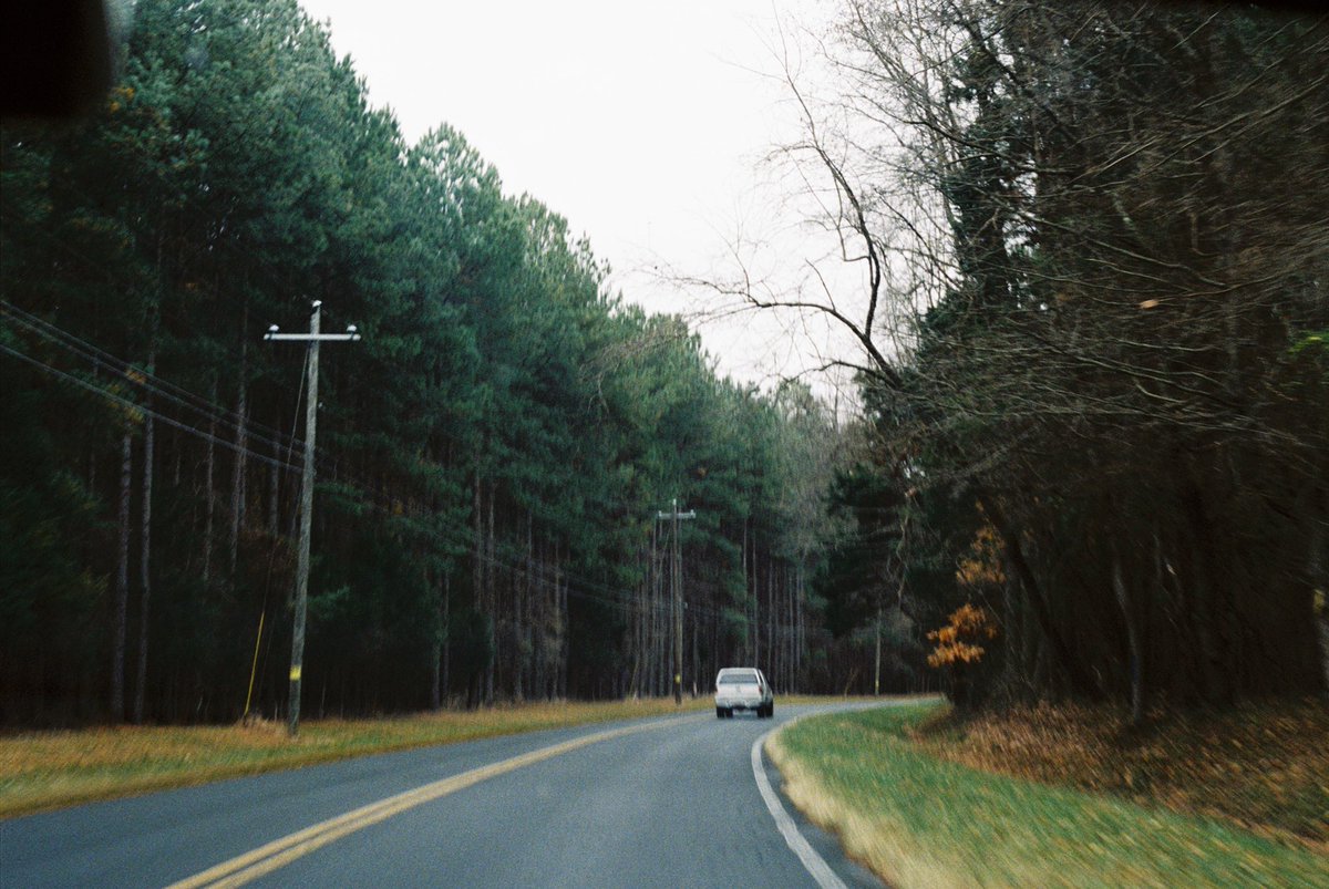 RYDIIV's tweet photo. First time using my camera, some were decent, most were shitty https://t.co/vLeDiovH79