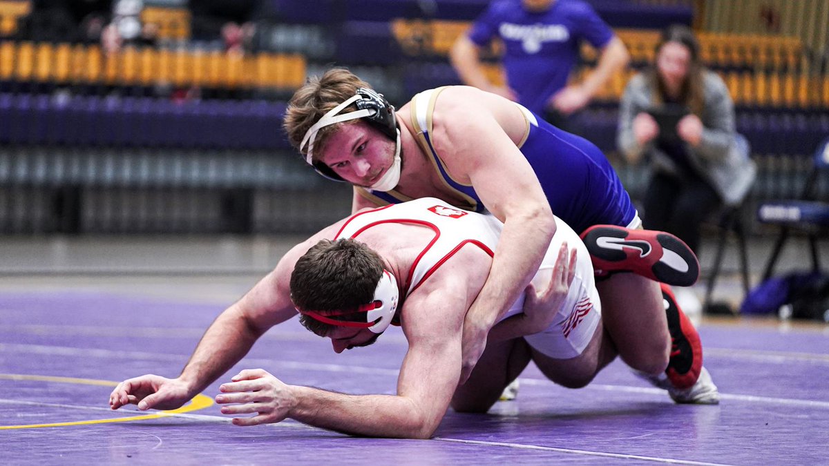 No. 2 <a href="/DuhawkWrestling/">Loras Wrestling</a> Flies Past Dutch, Stays Undefeated
duhawks.com/news/2022/1/13…

#GoDuhawks