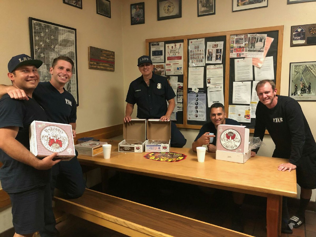 MyGrandmas's tweet photo. Frontline Workers Enjoying much deserved coffee cakes 🚒 

#colbertsmallbizbump https://t.co/XDtzySBOzD