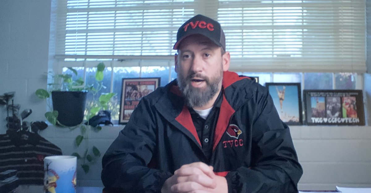 btwnthestacks's tweet photo. Trinity Valley Cheer literally has a Coach Beard. #CheerNetflix https://t.co/6jflCktMCq