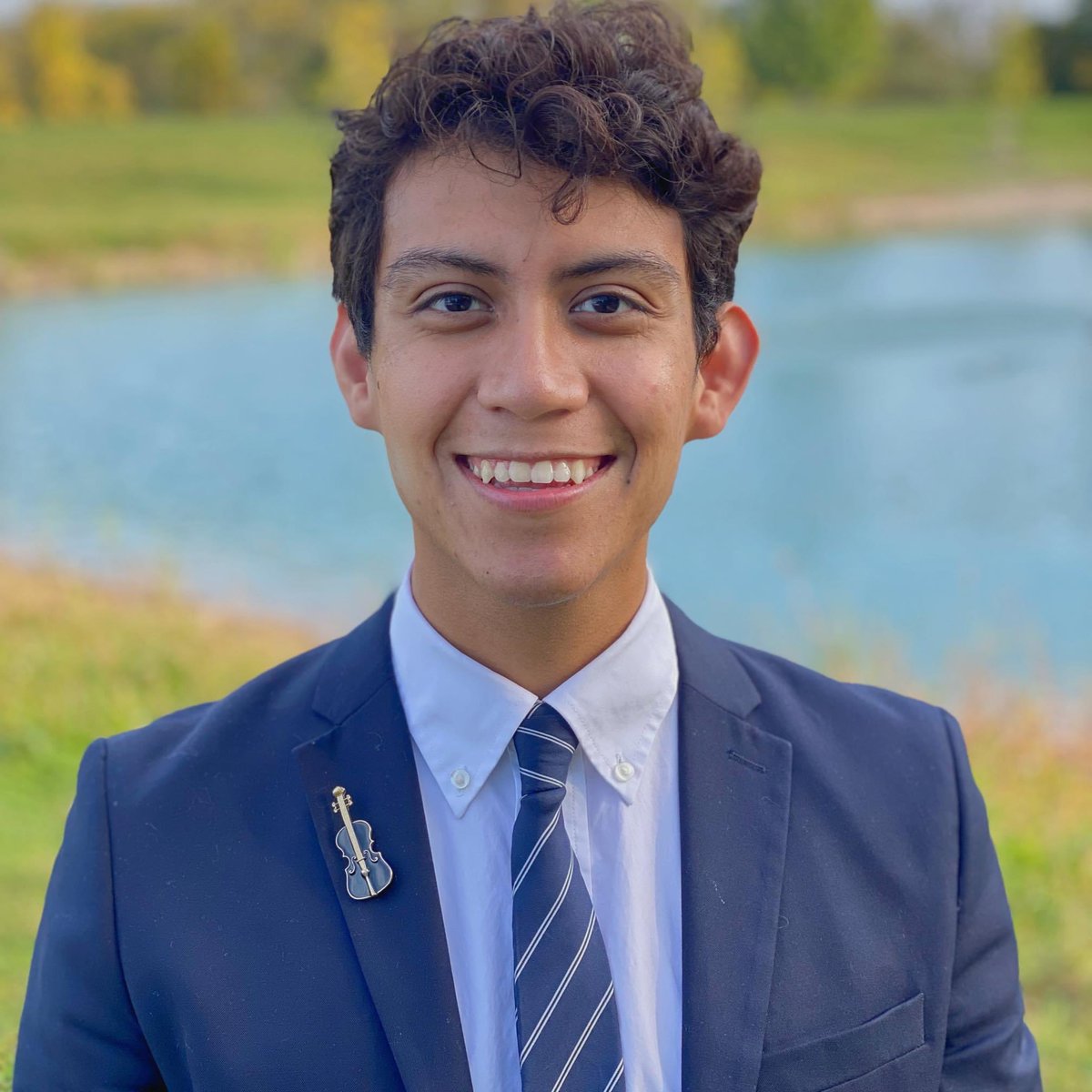 uwecchoir's tweet photo. Congratulations to student Kevin Fosado who won the 2022 WCDA Collegiate Choral Conducting Competition!! We are so proud of your work. It’s a great day to be a BluGold!!
#iSingUWEC @ChancellorJim @DeanSternfab @UWECMusiThea https://t.co/cmJfTmHxgU