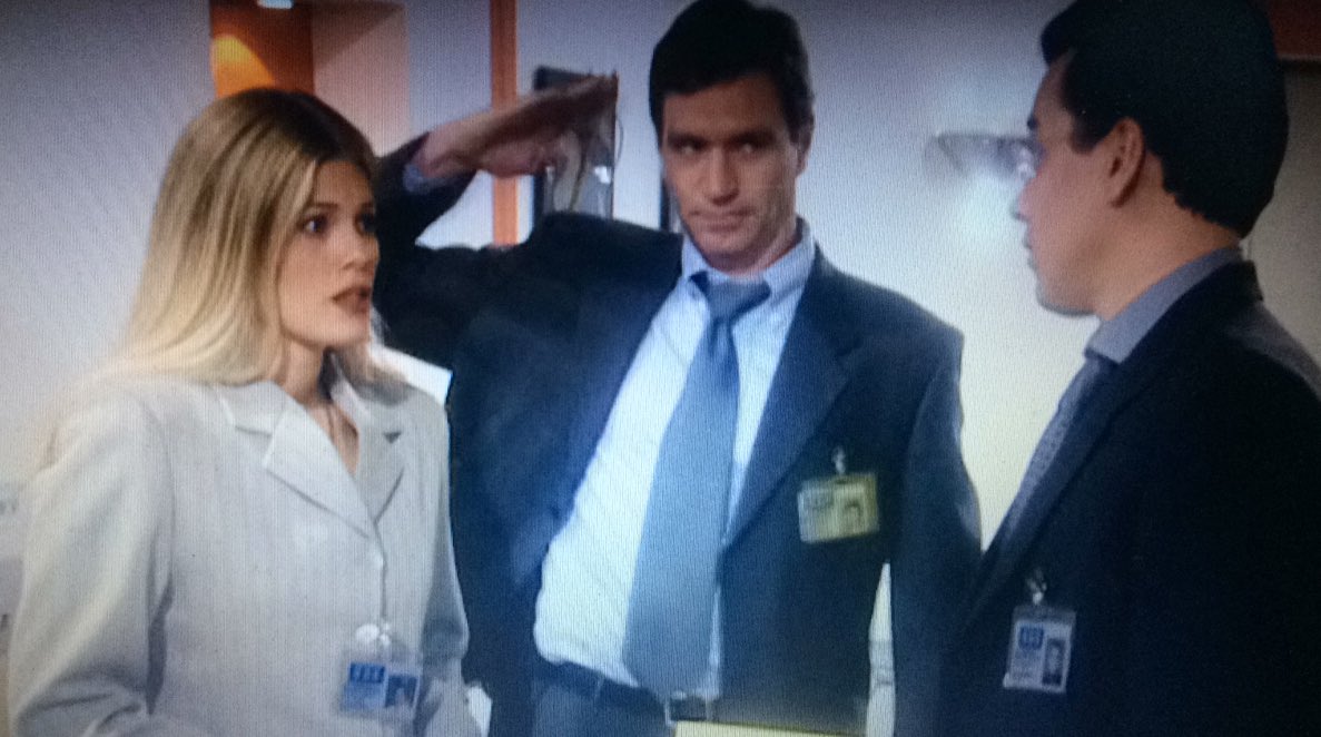 <a href="/PatriciaFdezMx/">Patricia Fernández 🇨🇴🇲🇽</a> <a href="/xArmandoMendoza/">Armando Mendoza</a> A primera hora. Bye, boss 👋🏻 #BettyLaFea