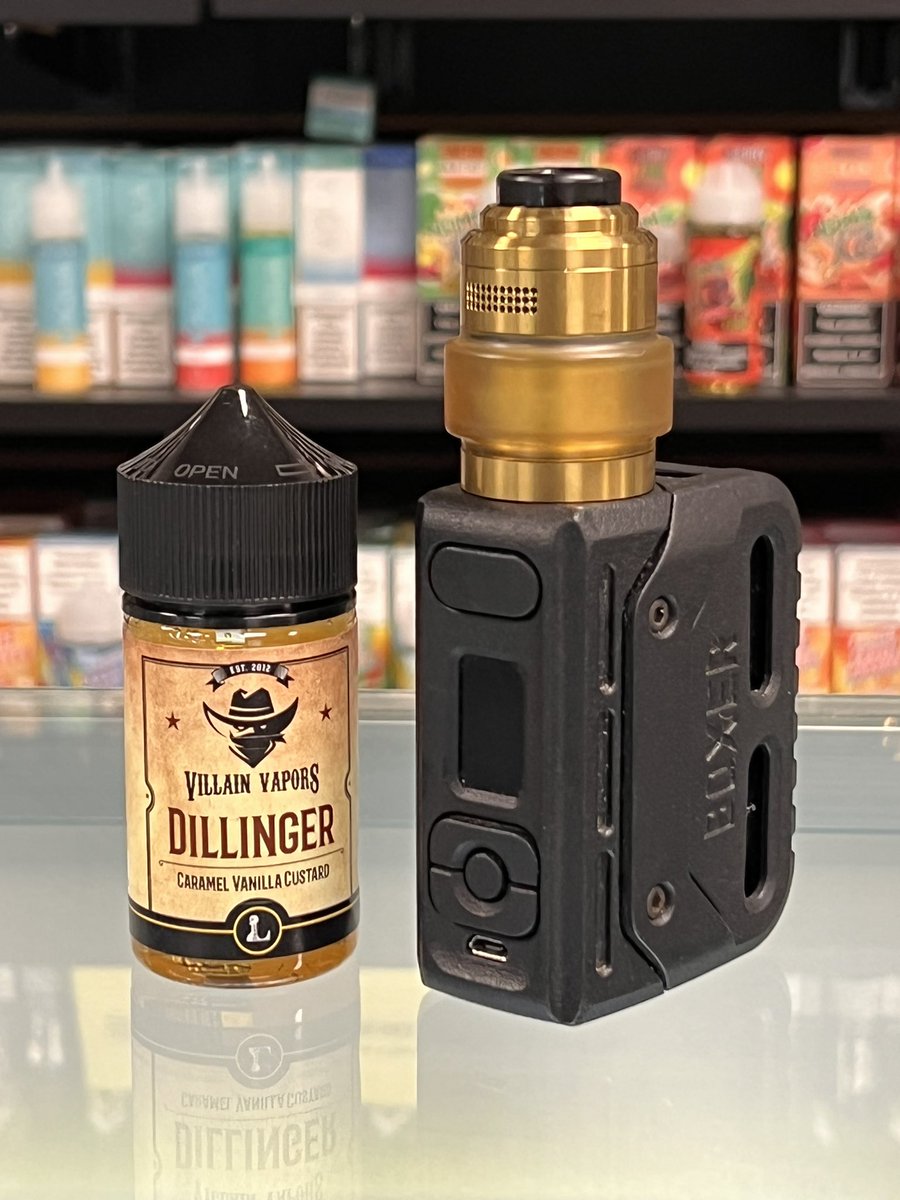 DelightsVaping's tweet photo. For my weekend trip I put a fresh wick on Valkyrie RTA and loaded up Dillinger on the Boxer 1300 Lipo. What’s your road trip setup? Obviously we all take several 😂
#vapingcommunity #roadtrip #fivepawns #boxermod #vaperzcloud #vapingdelights https://t.co/zquUZM0I0Y