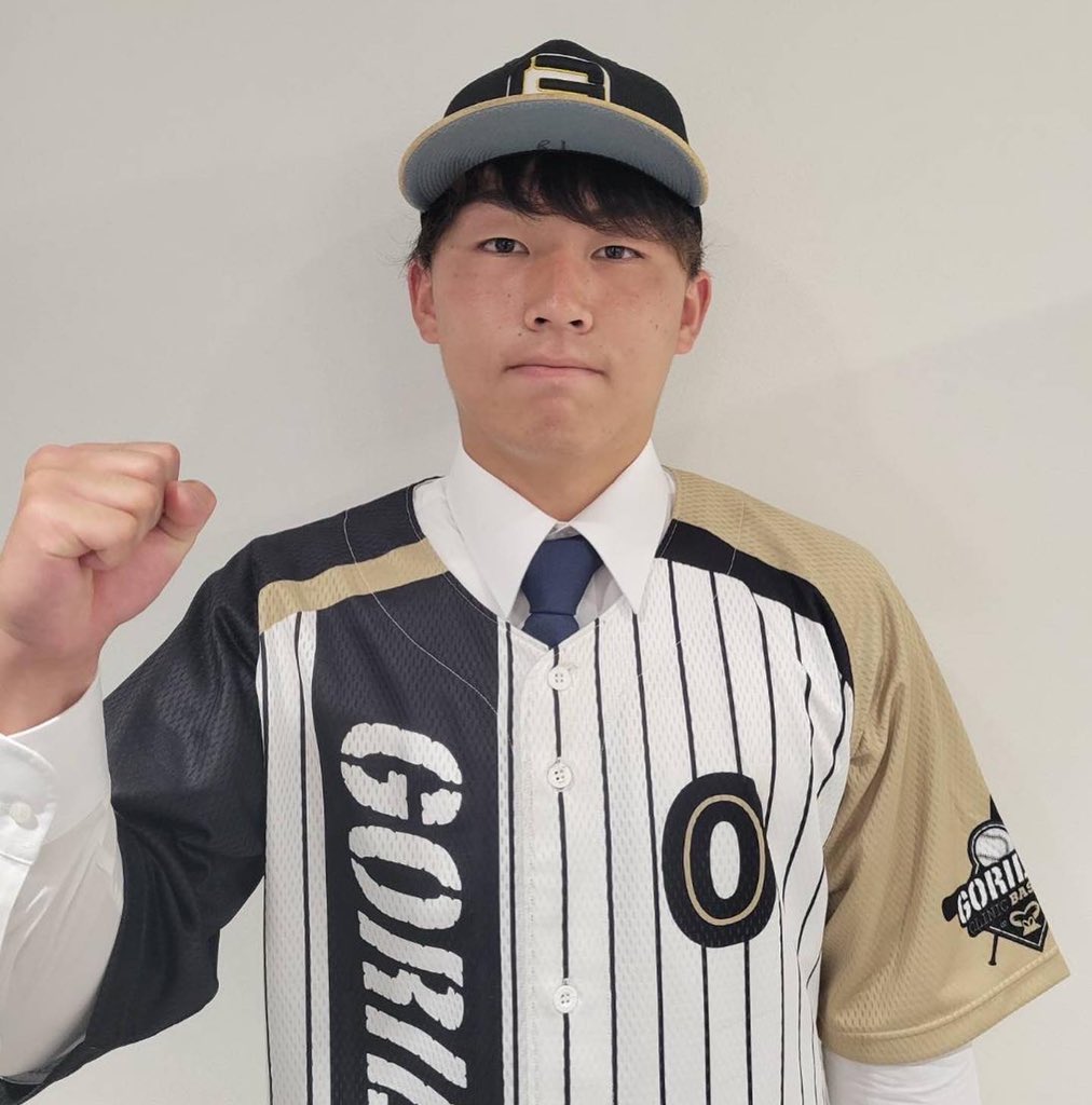 gcb_2019's tweet photo. 【新入団選手のお知らせ】
関澤壱晴(右投右打)投手　背番号33

佐和高校-桐蔭横浜大学(軟式)

ゴリラクリニックベースボール初の軟式出身選手

https://t.co/UNFzEooyFI https://t.co/iCXuYrgkZz