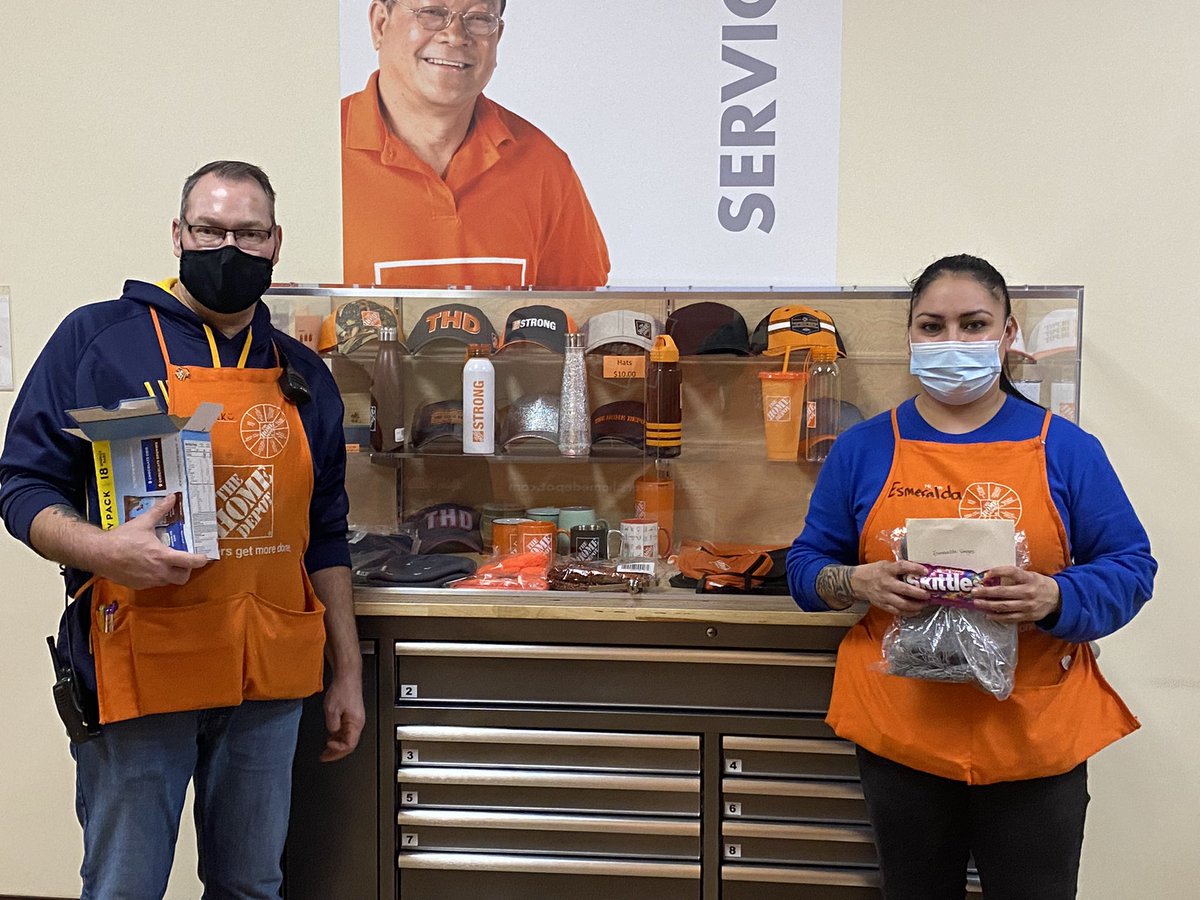 It’s a night of Birthdays on K2! Happy Birthday Nick, Esmeralda, &amp; Zaki!! <a href="/akjw/">Jeremy Wallis</a> <a href="/SALEM5639/">RDC5639SALEM</a> <a href="/Acosta5565/">Lillian Acosta THD</a>