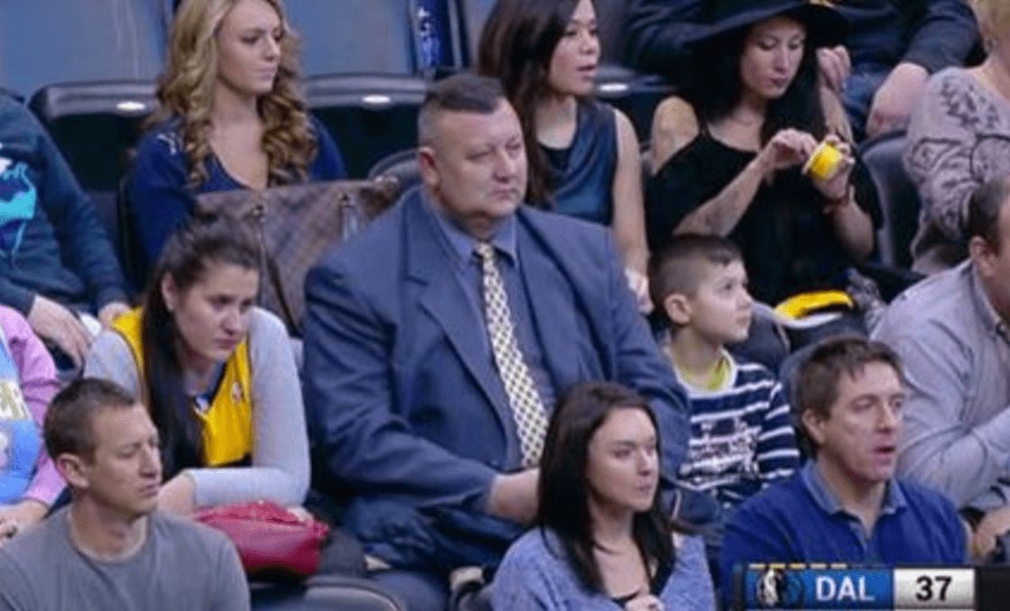 Nuggets up 17 at the half. 

Jusuf Nurkic is a big man. 
Until you compare him to his father, Hariz, who is 7-feet, 400 pounds. 

Hariz worked as a police officer. He once fought off FOURTEEN people at once. 

Great guy too. Interviewed him when Nurk played in Denver. https://t.co/IrkcrEDL5V