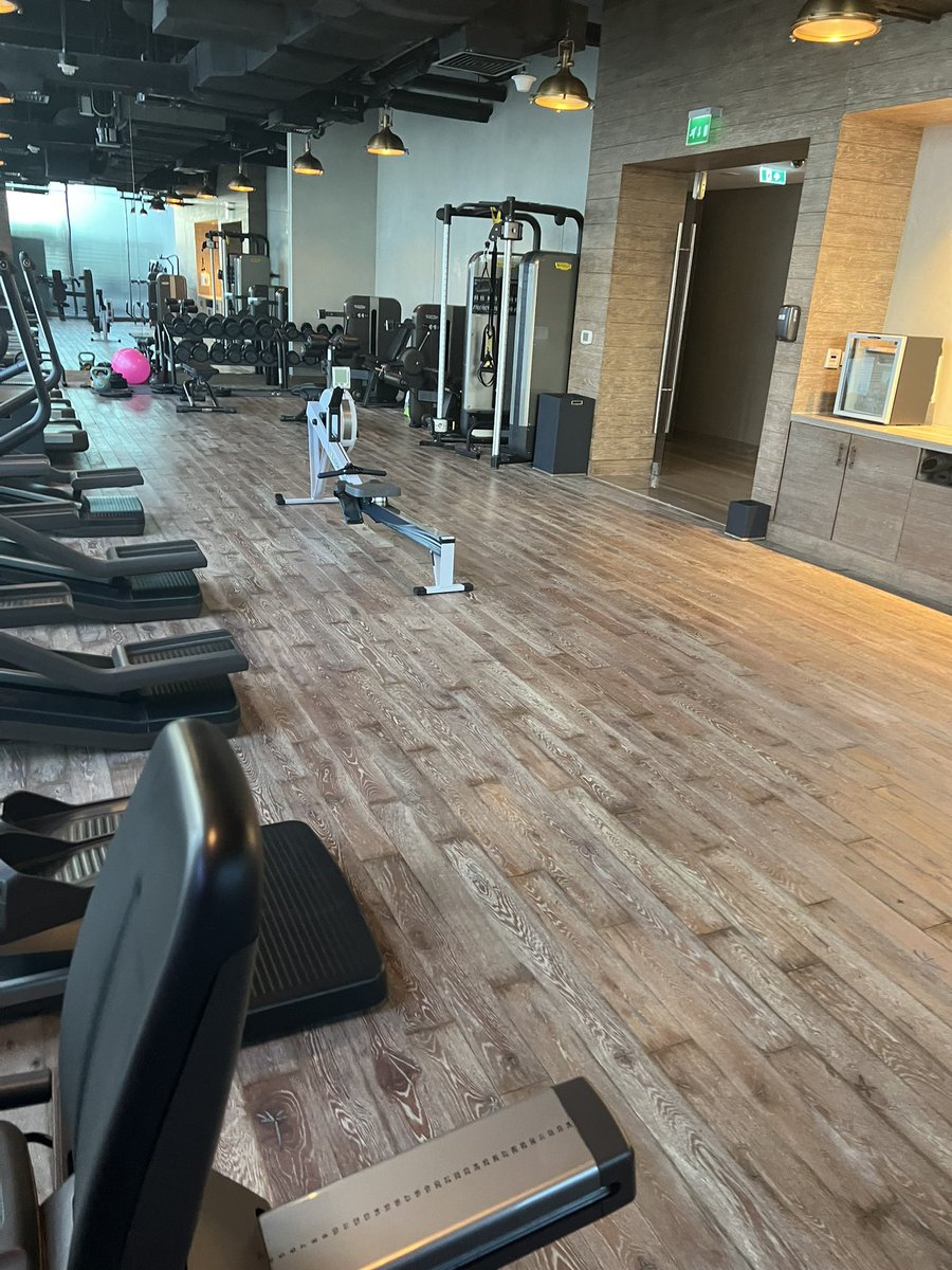 cryptochoja's tweet photo. 毎日予定多すぎてしんどいけど旅先でもしっかり身体動かしてからチャート見る！ https://t.co/6NetHy87Vn