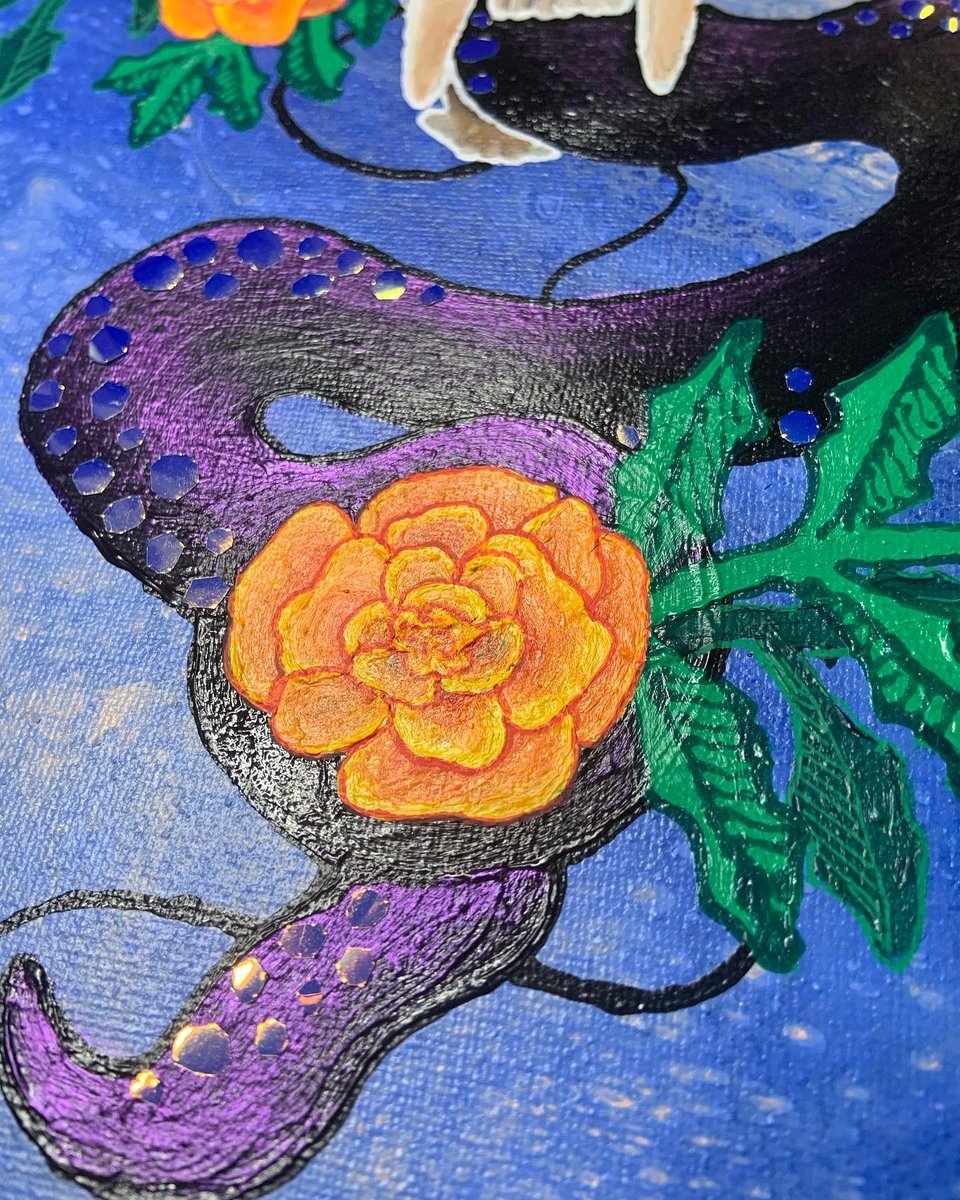 Lotide__'s tweet photo. Mama Bear 1.21
10x20 NFS
…
This piece is for my mom, featuring a bear skull and marigolds. I thought i was done with the “Exploring Death” series…. (1/2)
#paintpour #skull #acrylicpainting #painting #ArtistOnTwitter #artist #marigolds #flower https://t.co/eQ6KAiCtlw