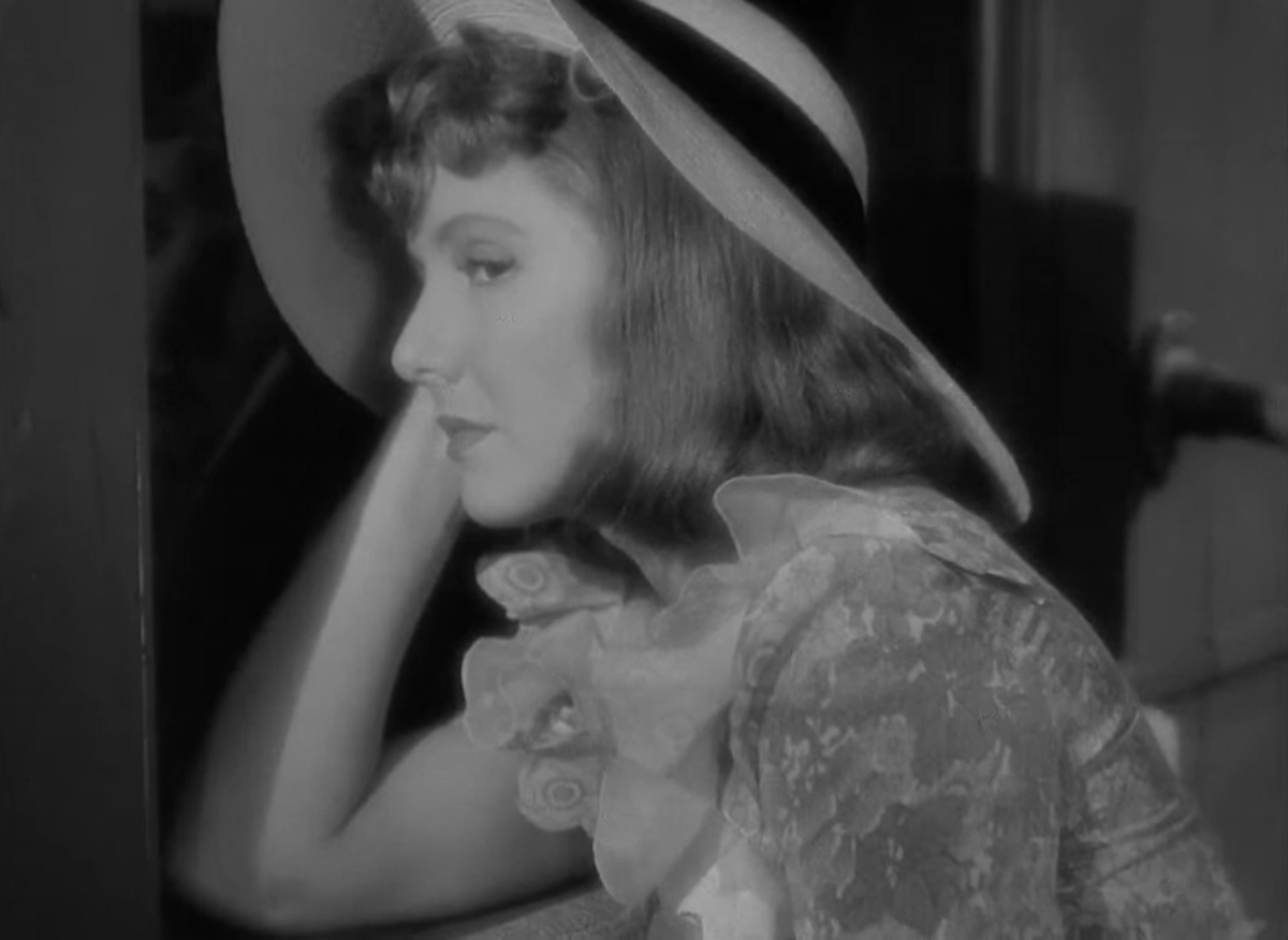BenjaminDelgado's tweet photo. The Devil and Miss Jones (Sam Wood, 1941). Anti-capitalist! Pro-Union! Jean Arthur! Charles Coburn! What's not to love? https://t.co/cCwQa1qdfq