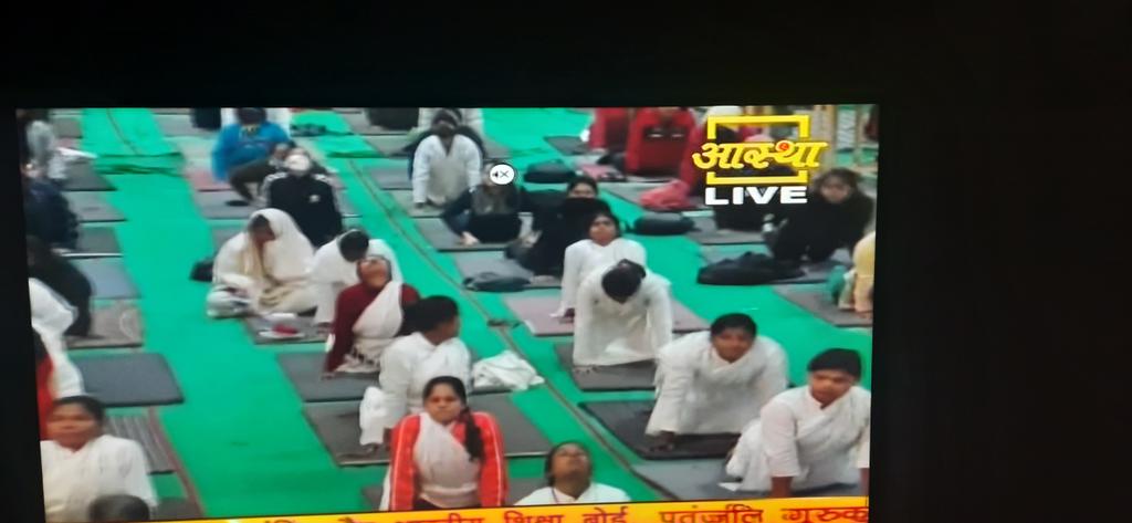 जब तक सदाचार नहीं बढ़ेगा, दुराचार, भ्रष्टाचार, कदाचार नहीं मिटेगा।
#पतंजलि #75करोड़सूर्यनमस्कार
#महिलापतंजलिमुंबई