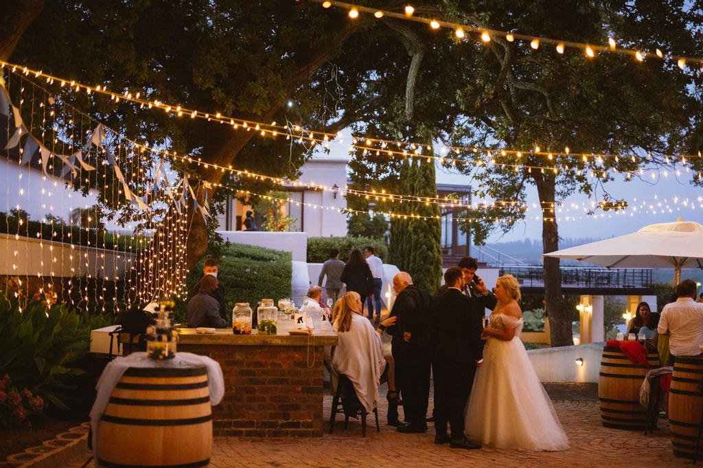 The perfect summer evenings calls for the perfect sun downer spots. 
Have you visited our surreal alfresco wine tasting area yet? 

#outdoordining #explore #winelands #wine #goldentriangle #wedding #luxaryweddings