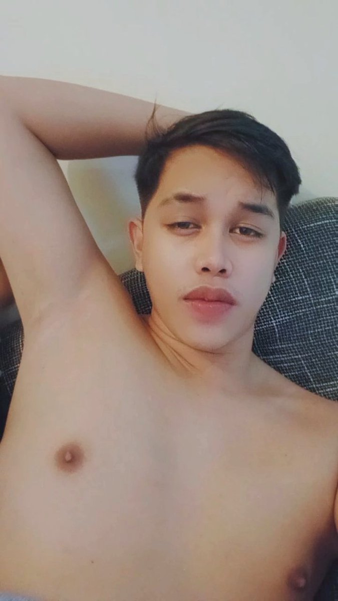 issmebry's tweet photo. Game hahahaha . https://t.co/WxEylU3D0x