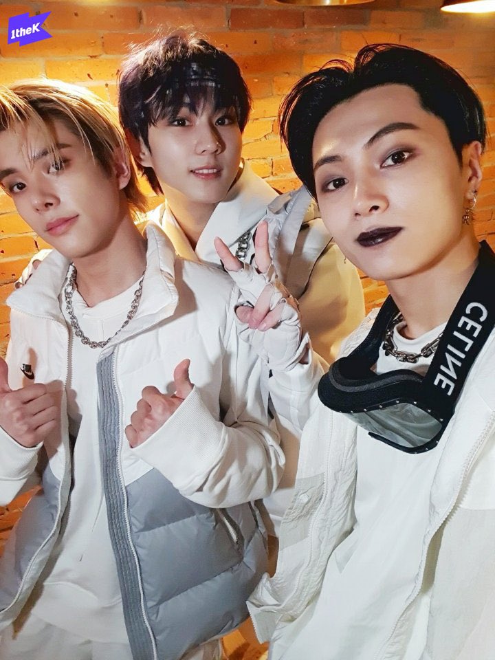 A TRIPLE J SELCA.....
