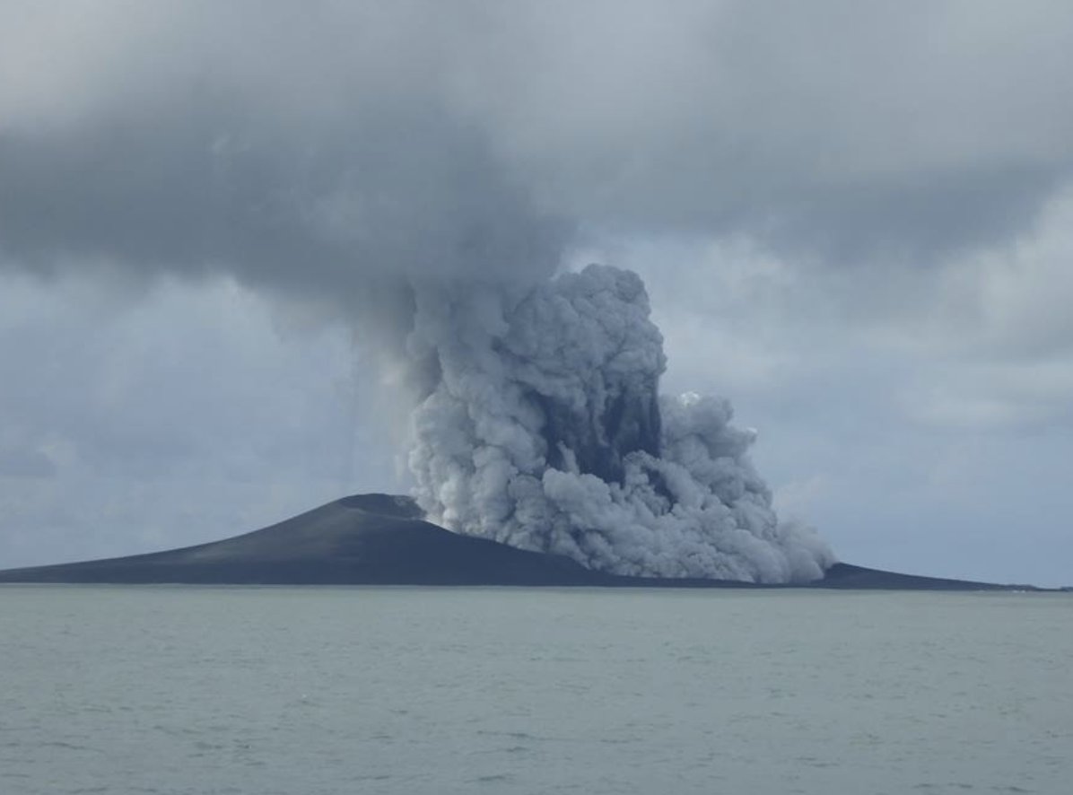 Not sure what it says: today there was a massive explosion exceeding anything France did with nuke testing Mururoa... just 2000 km north of Auckland. 
Yet it did not make any main stream media - tv, web, radio. Its consequences maybe global. No wonder journo credibility  so low