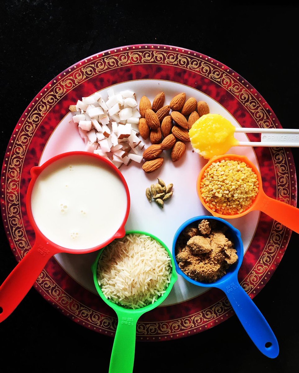 AngelinJemi's tweet photo. Happy Pongal 🌾&amp; Happy Tamil New Year everyone 🌾 sweet pongal -cook Rice(1/2 cup)&amp;yellow moong dal(1/4 cup) with milk(1 cup)&amp;water (1 cup) 
-add jaggery (1/3 cup),cardamom powder,roasted nuts, ghee &amp;salt to the well cooked above mix.
Yummy sweet pongal ready

#pongal #lajkitchen https://t.co/6r8aEFQZrW