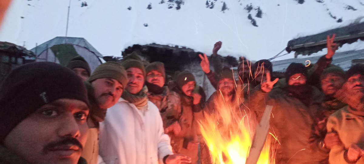 Prashan32624302's tweet photo. #sofiekashmir https://t.co/drASXpSEXg