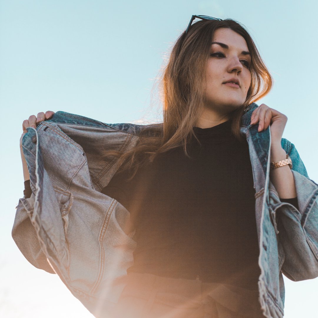 Promos_WIthin's tweet image. Are you looking for a new jacket? Checking out the collection of every store just to get right apparel for you winter jacket? Visit @florydeals because this store has quality winter staples and accessories.

#hoodies #jacket #winter #clothes #sweatershirt #jackets #friday #USA