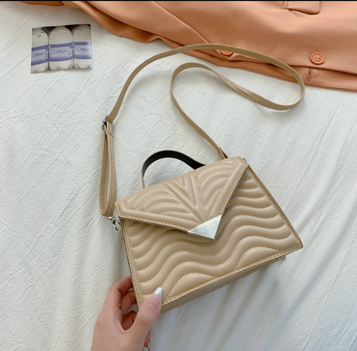 Location : OSOGBO
Price : ₦4000