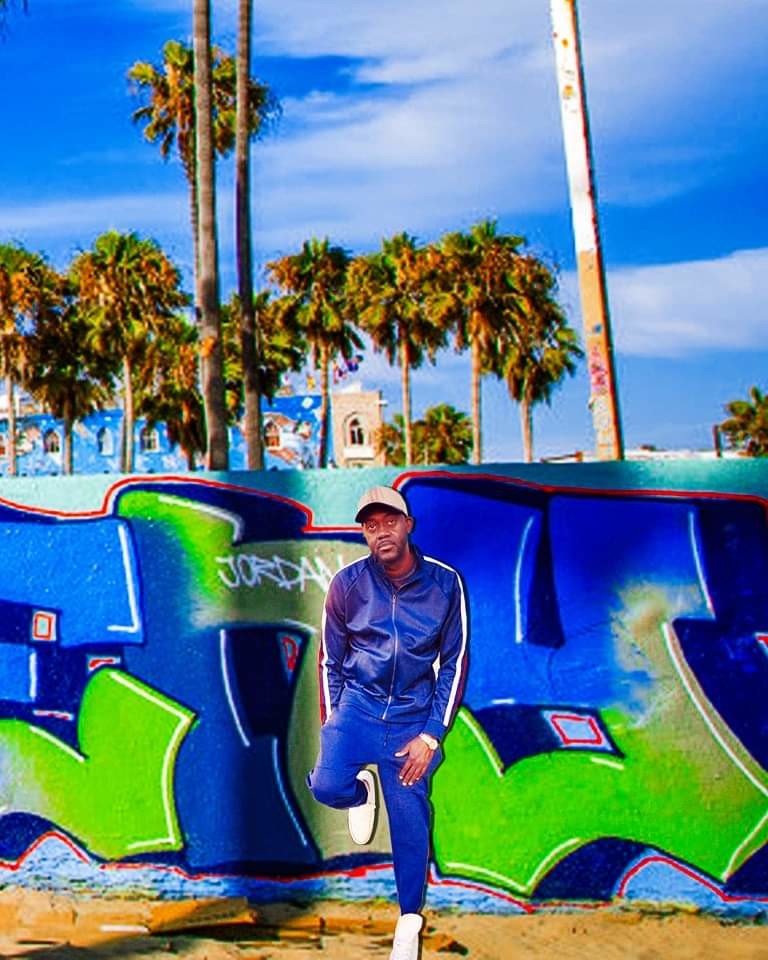 If as me you dig #blackhistory #blackculture #councious #HipHopMusic #poetry #emceeing #spokenword #boombap Follow asap my Brother <a href="/Soulracmusic/">Soulrac</a>  he does great job daily talking also about our society in his #wakeup campaign! I got mad love and respect for him! Bless you all!