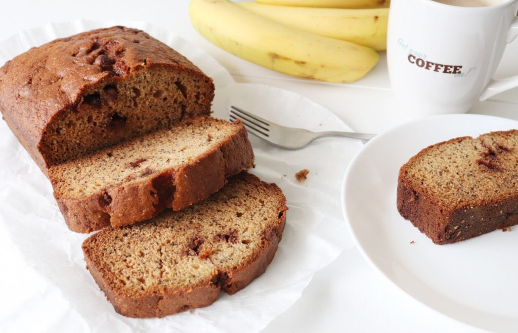 New recipe to an easy Banana Bread with brown sugar. For full recipe check royatoday.com #bananabread #Foodies #BC #cakes #CoffeeTime